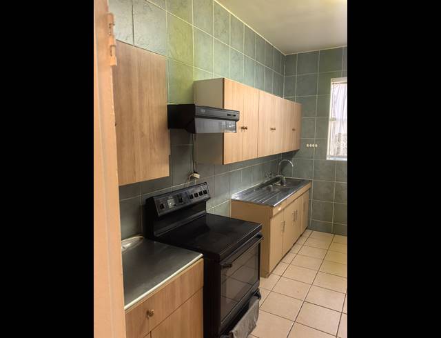 3 BEDROOM APARTMENT TO LET IN PARKTOWN